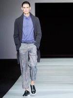 ダイナミックな幾何学モチーフをテーマに ジョルジオ アルマーニ　2012年春夏メンズコレクション｜写真14