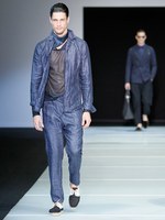 ダイナミックな幾何学モチーフをテーマに ジョルジオ アルマーニ　2012年春夏メンズコレクション｜写真16