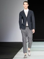 ダイナミックな幾何学モチーフをテーマに ジョルジオ アルマーニ　2012年春夏メンズコレクション｜写真22