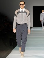 ダイナミックな幾何学モチーフをテーマに ジョルジオ アルマーニ　2012年春夏メンズコレクション｜写真25