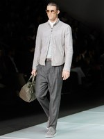 ダイナミックな幾何学モチーフをテーマに ジョルジオ アルマーニ　2012年春夏メンズコレクション｜写真27