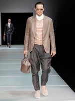 ダイナミックな幾何学モチーフをテーマに ジョルジオ アルマーニ　2012年春夏メンズコレクション｜写真34