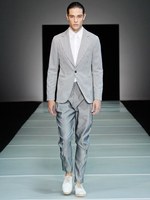 ダイナミックな幾何学モチーフをテーマに ジョルジオ アルマーニ　2012年春夏メンズコレクション｜写真49