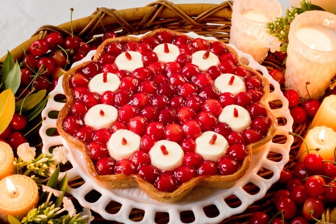 キル フェ ボン「佐藤錦のキャンドルナイトケーキ」