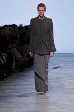ナスカの地上絵からヒントを得た、崇高な戦士達 - リック・オウエンス(Rick Owens)、2012年春夏コレクション｜写真5