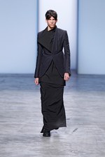 ナスカの地上絵からヒントを得た、崇高な戦士達 - リック・オウエンス(Rick Owens)、2012年春夏コレクション｜写真13