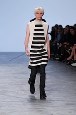 ナスカの地上絵からヒントを得た、崇高な戦士達 - リック・オウエンス(Rick Owens)、2012年春夏コレクション｜写真35