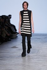 ナスカの地上絵からヒントを得た、崇高な戦士達 - リック・オウエンス(Rick Owens)、2012年春夏コレクション｜写真36