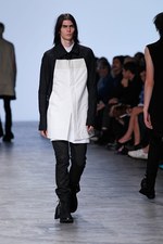 ナスカの地上絵からヒントを得た、崇高な戦士達 - リック・オウエンス(Rick Owens)、2012年春夏コレクション｜写真37