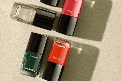 シャネルのサマーメークアップ - 夏肌をつくるフェイス パウダーや限定リップグロスなど