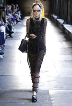 グッチ 2017年リゾートコレクション - 英・ウェストミンスター寺院で魅せる‟アニマル”の世界｜写真4