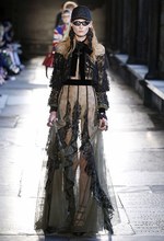 グッチ 2017年リゾートコレクション - 英・ウェストミンスター寺院で魅せる‟アニマル”の世界｜写真28