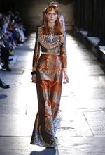 グッチ 2017年リゾートコレクション - 英・ウェストミンスター寺院で魅せる‟アニマル”の世界｜写真51