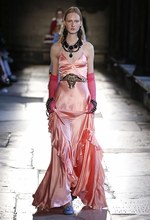 グッチ 2017年リゾートコレクション - 英・ウェストミンスター寺院で魅せる‟アニマル”の世界｜写真56