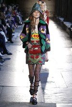 グッチ 2017年リゾートコレクション - 英・ウェストミンスター寺院で魅せる‟アニマル”の世界｜写真66