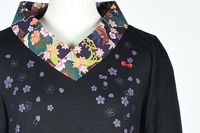 「gouk×ハローキティ」赤いリボン付きバッグやキティの隠れた和風カットソーなど