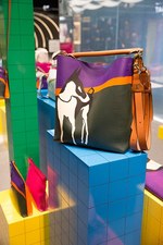 ロエベの限定ストア、西武池袋本店に - ジョン・アレンとのコラボアイテムがフルラインナップで登場｜写真1