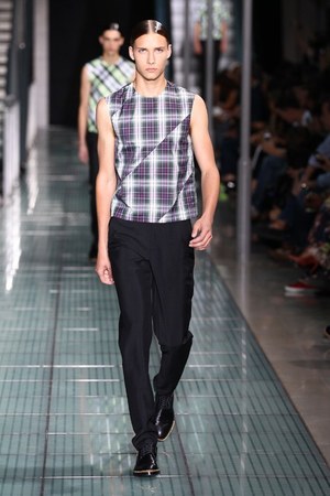 ラフ シモンズ(RAF SIMONS) 2012年春夏メンズコレクション  - 写真16
