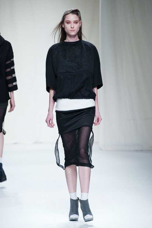 コムーン 2011-12年秋冬<span>コレクション</span> - 写真3