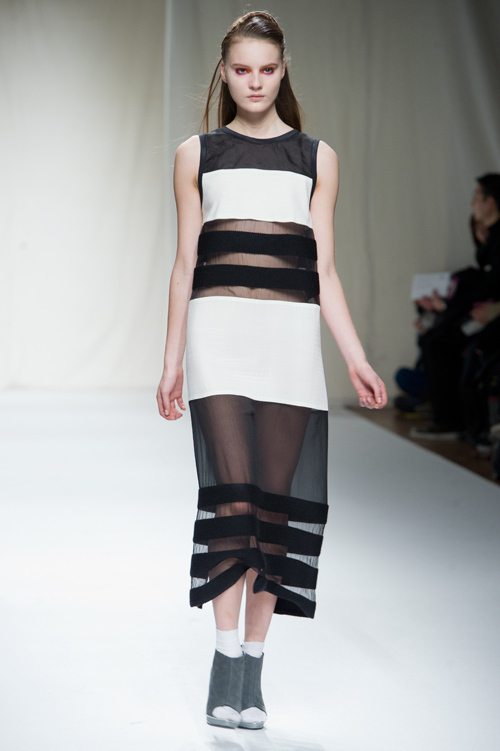 コムーン 2011-12年秋冬<span>コレクション</span> - 写真4