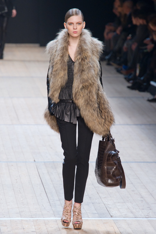 バルバラ ビュイ 2011-12年秋冬<span>コレクション</span> - 写真10