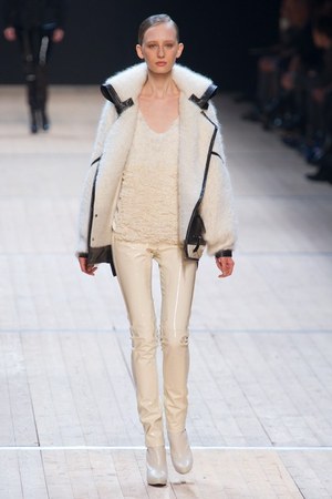 バルバラ ビュイ(Barbara Bui) 2011-12年秋冬ウィメンズコレクション  - 写真1