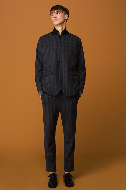 クラネ 松本恵奈にインタビュー - 販売員からデザイナーへ、洋服に込める等身大の自分 | 写真