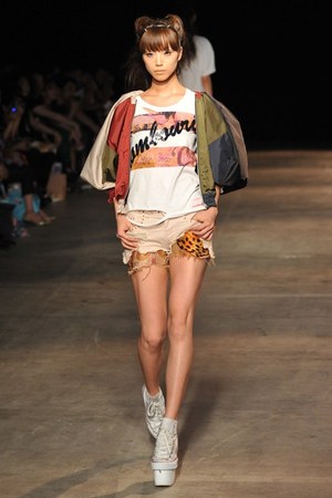 新ブランド NOZOMI ISHIGURO tambourine 2012年春夏デビューコレクション｜写真18