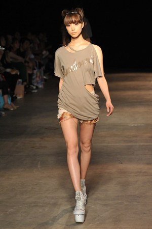 新ブランド NOZOMI ISHIGURO tambourine 2012年春夏デビューコレクション｜写真43