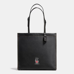 ディズニー×コーチ」ミッキーマウスのレザーグッズ＆ウェアが