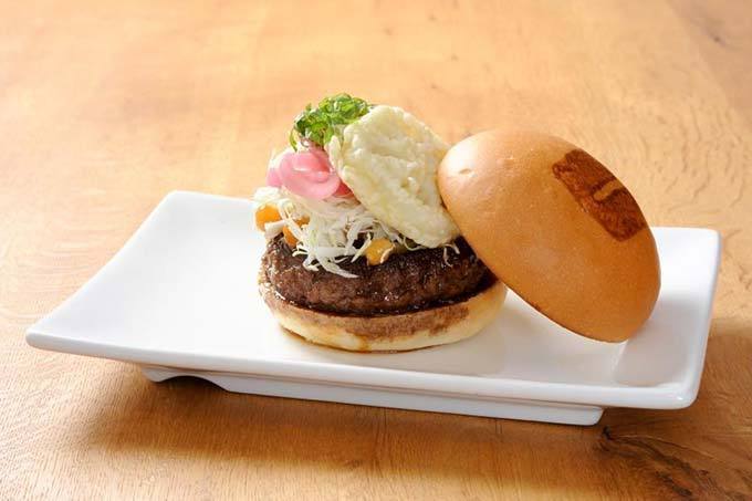 LA発「ウマミバーガー(UMAMI BURGER)」日本上陸、人気ハンバーガーが東京・青山に｜写真13