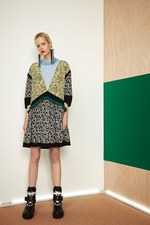 MSGM 2017年リゾート - スポーティーな女性に捧げる満開の花々｜写真4