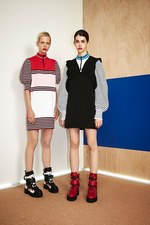 MSGM 2017年リゾート - スポーティーな女性に捧げる満開の花々｜写真25