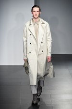 ジル・サンダー 2017年春夏メンズコレクション - 淡きことの力強さ、削ぎ落とした末にある美｜写真5