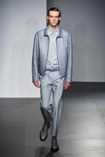 ジル・サンダー 2017年春夏メンズコレクション - 淡きことの力強さ、削ぎ落とした末にある美｜写真19