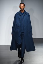 ジル・サンダー 2017年春夏メンズコレクション - 淡きことの力強さ、削ぎ落とした末にある美｜写真32