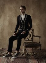 アレキサンダー・マックイーン 17年春夏メンズコレクション 60年代の世界観に多彩なスーツスタイルを｜写真5