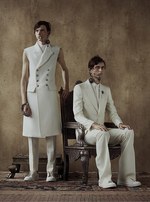 アレキサンダー・マックイーン 17年春夏メンズコレクション 60年代の世界観に多彩なスーツスタイルを｜写真8