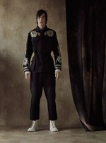 アレキサンダー・マックイーン 17年春夏メンズコレクション 60年代の世界観に多彩なスーツスタイルを｜写真20