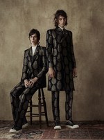 アレキサンダー・マックイーン 17年春夏メンズコレクション 60年代の世界観に多彩なスーツスタイルを｜写真22