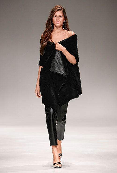 エスカーダ 2017年リゾート｜ チューブトップ