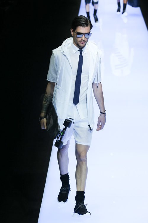 エンポリオ アルマーニ(EMPORIO ARMANI) 2017年春夏メンズコレクション  - 写真93