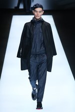 エンポリオ アルマーニ 17年春夏メンズコレクション - グラフィカルな指紋は、唯一無二のデザインに｜写真10