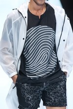 エンポリオ アルマーニ 17年春夏メンズコレクション - グラフィカルな指紋は、唯一無二のデザインに｜写真100