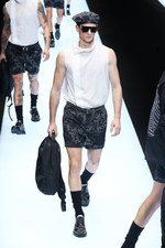 エンポリオ アルマーニ 17年春夏メンズコレクション - グラフィカルな指紋は、唯一無二のデザインに｜写真105