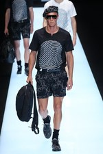 エンポリオ アルマーニ 17年春夏メンズコレクション - グラフィカルな指紋は、唯一無二のデザインに｜写真107