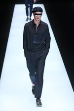 エンポリオ アルマーニ 17年春夏メンズコレクション - グラフィカルな指紋は、唯一無二のデザインに｜写真27