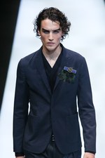 エンポリオ アルマーニ 17年春夏メンズコレクション - グラフィカルな指紋は、唯一無二のデザインに｜写真4