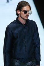 エンポリオ アルマーニ 17年春夏メンズコレクション - グラフィカルな指紋は、唯一無二のデザインに｜写真74