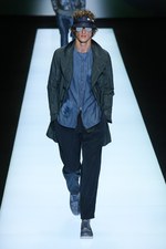 エンポリオ アルマーニ 17年春夏メンズコレクション - グラフィカルな指紋は、唯一無二のデザインに｜写真76